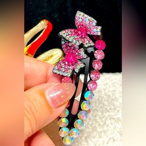 Pink and Black rhinestones and iridescent snap Barrett NEW